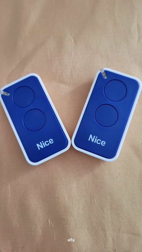 שלט שער נייס   NICE