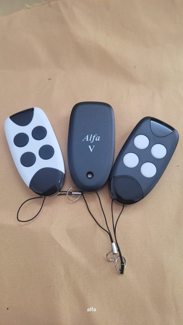 שלט שער אלפא V עיצובים